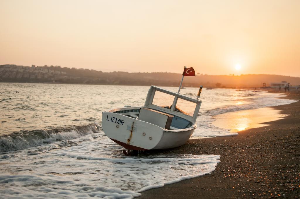 Mali Beach Aparthotel Siğacık Екстериор снимка