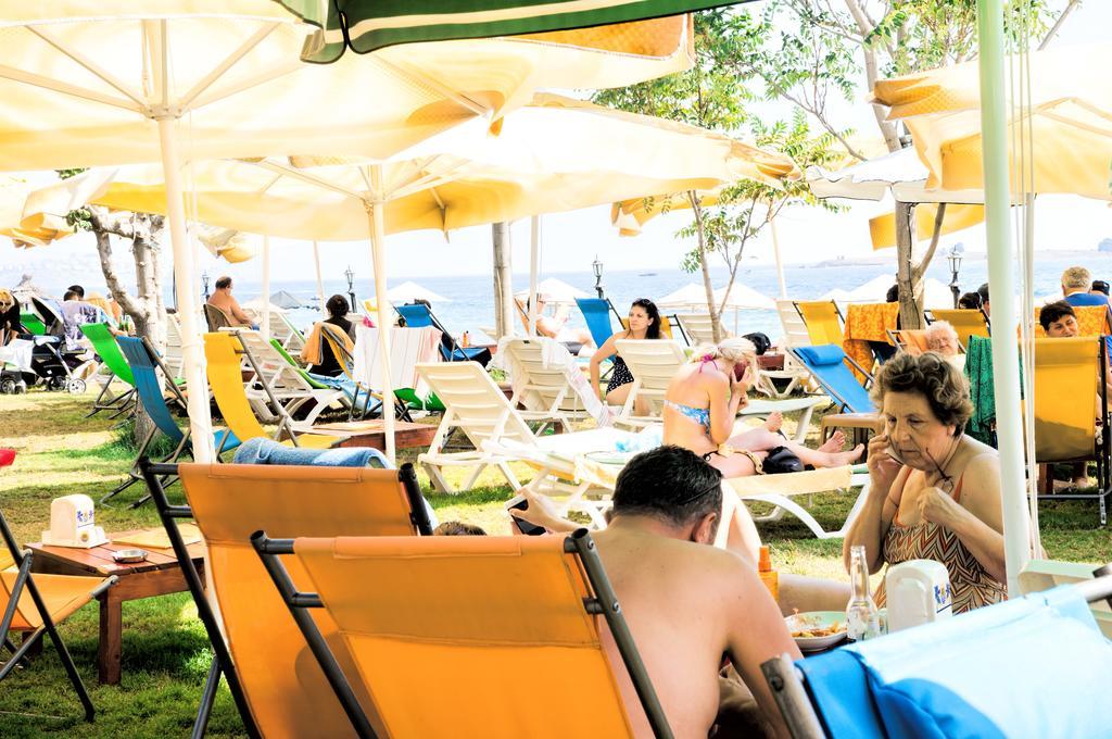 Mali Beach Siğacık Екстериор снимка